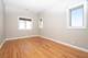 930 W Cuyler Unit 3R, Chicago, IL 60613