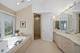 124 Ravinoaks, Highland Park, IL 60035