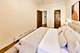 674 W Irving Park Unit F6, Chicago, IL 60613