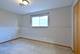 19 E Pineview, Round Lake Park, IL 60073