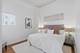 1900 W Oakdale, Chicago, IL 60657