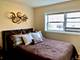 530 W Barry Unit 4H, Chicago, IL 60657
