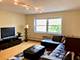 530 W Barry Unit 4H, Chicago, IL 60657