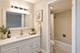 450 Raintree Unit 2B, Glen Ellyn, IL 60137