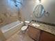 6954 N Greenview Unit 305, Chicago, IL 60626
