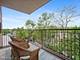 586 Crescent Unit 304, Glen Ellyn, IL 60137