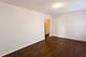 5742 N Winthrop Unit 308, Chicago, IL 60660