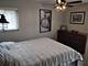 16 N Garfield Unit 2A, Lombard, IL 60148