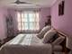 172 N East River Unit R, Des Plaines, IL 60016