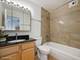 525 W Hawthorne Unit 2207, Chicago, IL 60657
