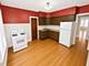 5433 W Melrose, Chicago, IL 60641