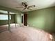 8945 N Lyons, Des Plaines, IL 60016