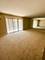 9520 Mayfield Unit 212, Oak Lawn, IL 60453