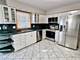 10 Mayflower, Vernon Hills, IL 60061