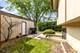 563 N Woodfield, Roselle, IL 60172