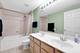 400 Mcdaniels Unit 405, Clarendon Hills, IL 60514