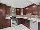 9120 Hollyberry, Des Plaines, IL 60016