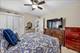 575 Rodenburg, Roselle, IL 60172