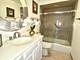 3350 N Carriageway Unit 318, Arlington Heights, IL 60004