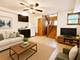 1535 W Addison Unit 1, Chicago, IL 60613