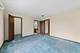 715 Newport, Roselle, IL 60172