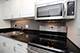650 Perrie Unit 301, Elk Grove Village, IL 60007