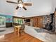 324 Shawnee, Carol Stream, IL 60188