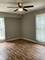 207 W Park Unit 107, Libertyville, IL 60048
