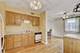 1552 Manchester, Westchester, IL 60154