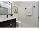 5340 N Lincoln Unit 201, Chicago, IL 60625