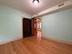 4957 W Sunnyside Unit 2, Chicago, IL 60630