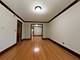 4957 W Sunnyside Unit 2, Chicago, IL 60630