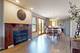 845 Red Barn, Elgin, IL 60124