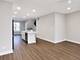 186 N East River, Des Plaines, IL 60016