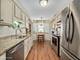 326 Park Unit 2, Clarendon Hills, IL 60514