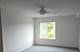 945 E Kenilworth Unit 325, Palatine, IL 60074