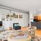 950 W Leland Unit 307, Chicago, IL 60640