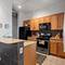 950 W Leland Unit 307, Chicago, IL 60640