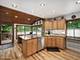 2500 W Farwell, Chicago, IL 60645