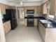 572 Bradbury Unit 527, Geneva, IL 60134