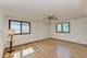 910 W White Oak, Arlington Heights, IL 60005