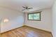910 W White Oak, Arlington Heights, IL 60005