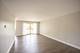 450 Raintree Unit 2B, Glen Ellyn, IL 60137