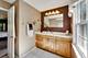 916 S Dymond, Libertyville, IL 60048