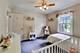 916 S Dymond, Libertyville, IL 60048