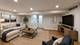 4635 W Peterson, Chicago, IL 60646