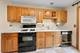 834 Edenwood, Roselle, IL 60172