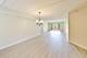 390 S Western Unit 201, Des Plaines, IL 60016