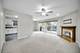 1671 Grosvenor Unit B, Wheaton, IL 60189