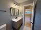 2909 W Howard, Chicago, IL 60645